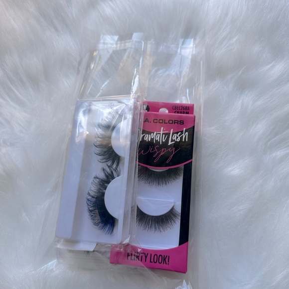False Eyelashes bundle - Picture 7 of 7